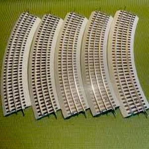10 Pieces Lionel 036 Fastrack O Gauge Train Track
